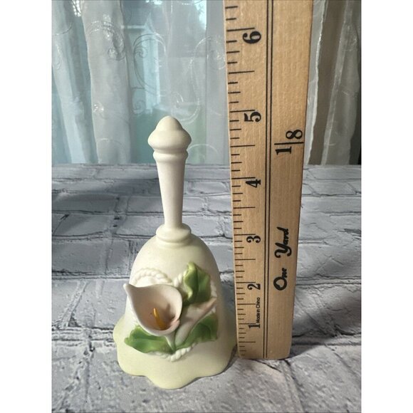 Vintage Pink Green Calla Lilly Bell Painted - Picture 2 of 10